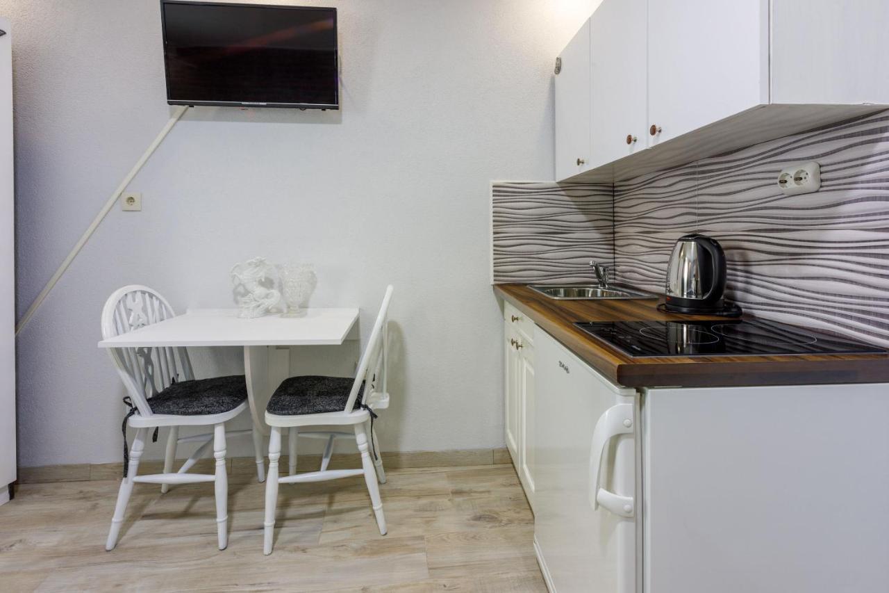 Apartments And Room Art Crikvenica Exterior foto